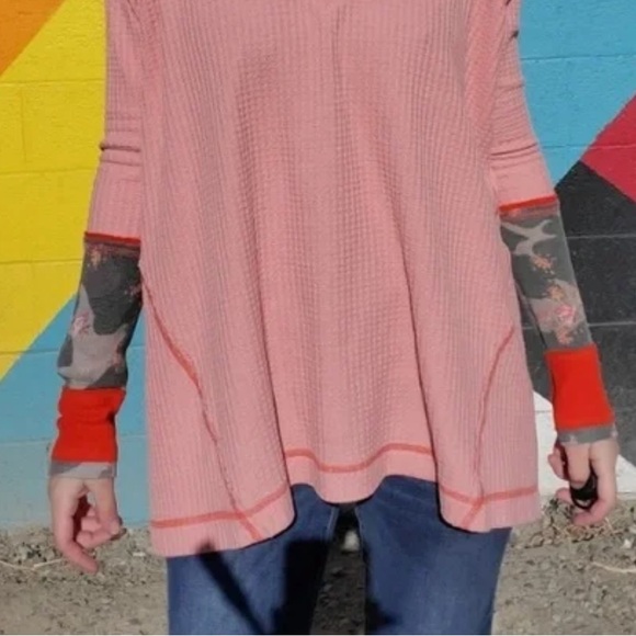 FREE PEOPLE we the free lovin leopard oversized thermal top in peach size S-XXL - Picture 8 of 13